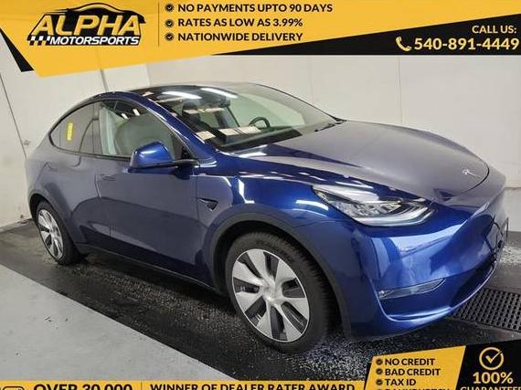 TESLA MODEL Y 2021 5YJYGDEE8MF200528 image